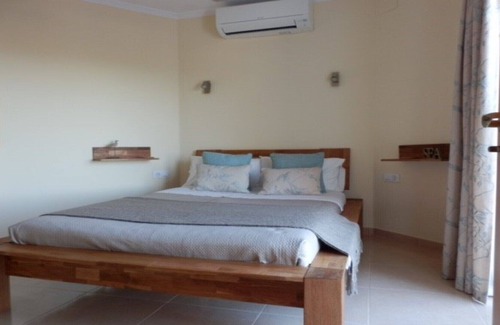 Orba Villa | Villa Elizabeth is a private detached property with private pool.