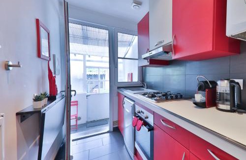 Chatellerault House | Villa Emma , maison classée 3 étoiles au centre de tout avec jardin clos à Châtellerault, à 20 mn Futuroscope&Aquascope