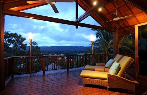 Port Douglas Villa | Villa Empat Puluh Dua