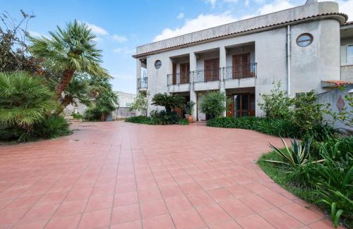 Faro Superiore Villa | Villa Emy