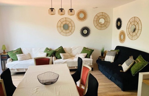 Canet-en-Roussillon Villa | Villa Entièrement Rénovée