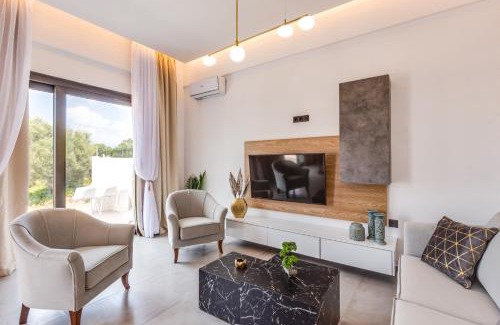 Malia Villa | Villa Envy by Villa Plus