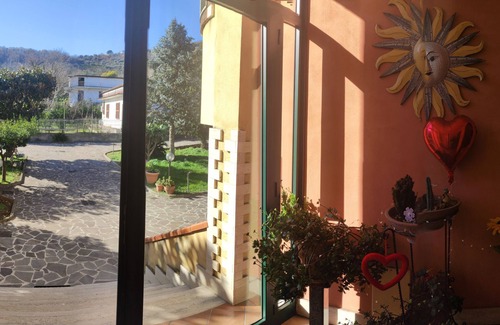 Nocera Inferiore Apartment | Villa Enza surrounded by greenery
