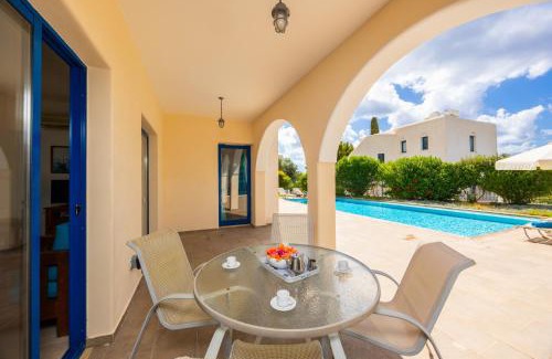 Agios Georgios Pegeias Villa | Villa Ermis