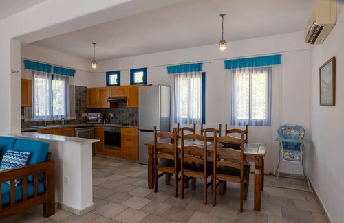 Agios Georgios Pegeias Villa | Villa Ermis - Three Bedroom Villa, Sleeps 7