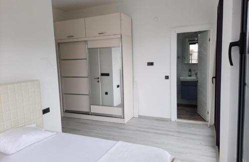 Cesme Villa | Villa ery close to sea with private pool-Merkezi konumda denize 150m özel havuzlu ev