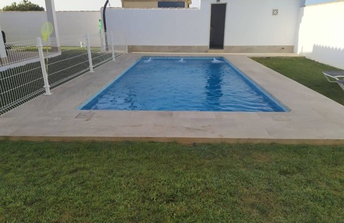 Chiclana de la Frontera Ski Chalet | Villa Tres Soles less than 3 km from the beach