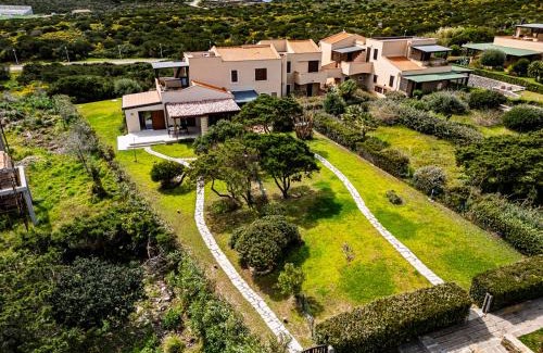 La Pelosa House | Villa Esclusiva con 600Mq di Giardino sulla Spiaggia della Pelosa