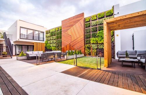 Ponta Delgada Apartment | Villa Esmeralda