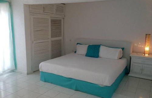 Downtown Cancun Apartment | Villa Estela del Caribe