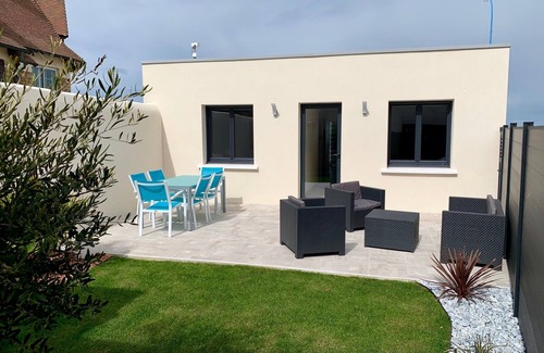 Lion-sur-Mer House | Villa Evasion seafront