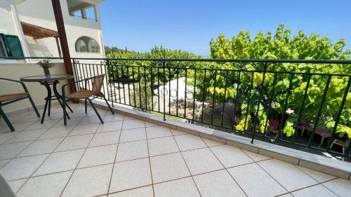 Yenion Apartment | Villa Evgenia