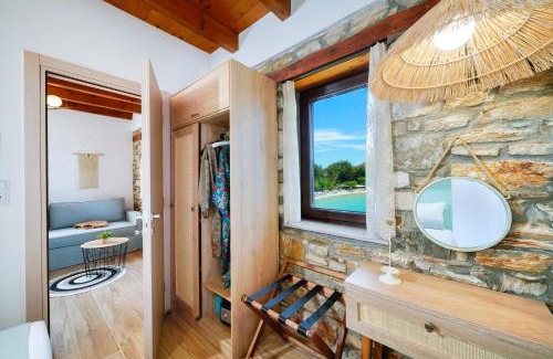 Aliki Apartment | Villa Evilion