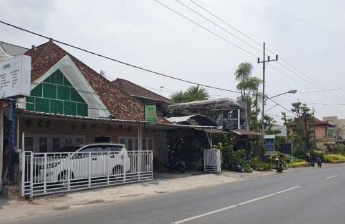 Sidomulyo Villa | Villa Exclusive 7 Kamar di Batu