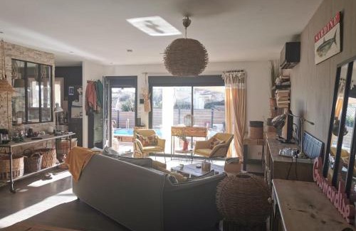 Paulhan Villa | Villa exotique