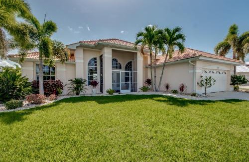 Pelican Villa | Villa Eyleen
