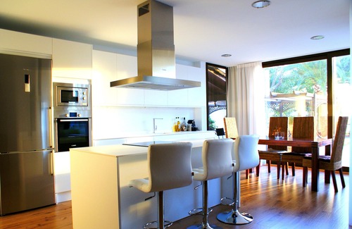 Palma de Mallorca Villa | VILLA FACING THE BEACH WITH SWIMMING POOL AND LARGE GARDEN IDEAL FAMILIES