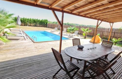 Bazac Villa | Villa familiale à Bazac avec piscine privée