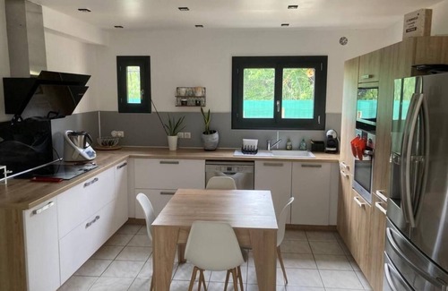 Marsillargues House | Villa Familiale 160m2 Avec Piscine Proche Plage - 5 Chambres