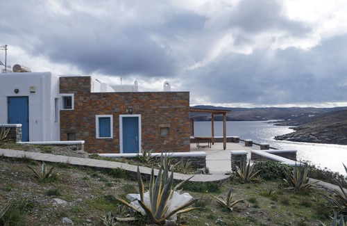 Loutra Villa | Villa FANI.Spectacular sea view and walking-distance approach to 3 top beaches!