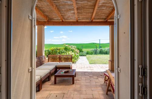 Lajatico Villa | Villa Fecciano - Garden, Pool and Stunning Views