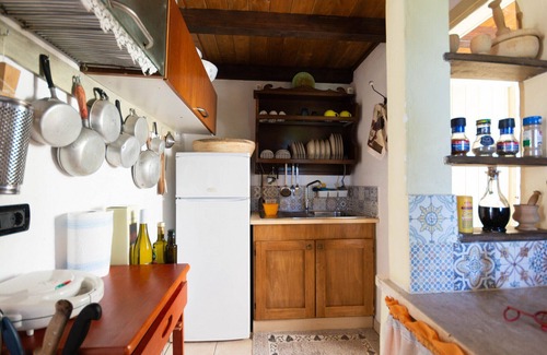 Oliena Villa | Villa Ferulas with Wi-Fi and A/C