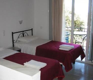 Lakones Apartment | Villa Fiorita