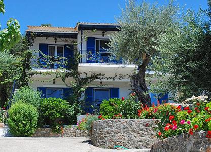 Lakones Apartment | Villa Fiorita