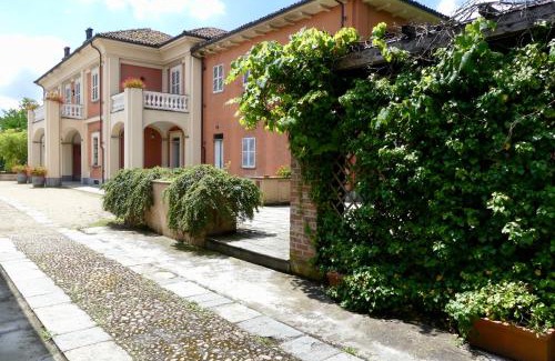 Castello di Annone Apartment | Villa Fiorita