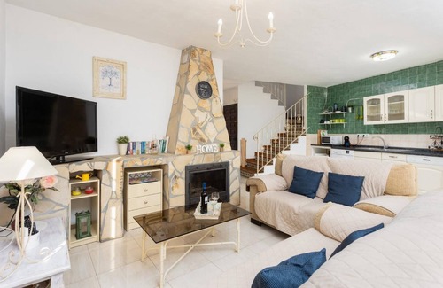 Competa Villa | Villa Flower - Two Bedroom Villa, Sleeps 4