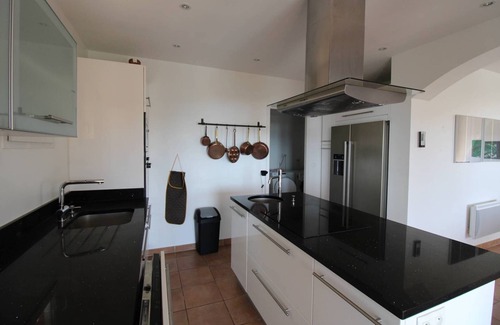 La Londe-les-Maures House | Villa for 7 people with pool and panoramic sea view