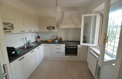 Collesanto Villa | Villa for 8p with private pool in the heart of Umbria, in nature and near Tuscany
