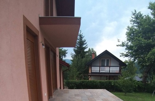 Hadzici Villa | Villa for green quiet holiday near Sarajevo