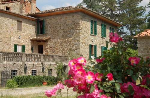 Bucine Villa | Villa for large group, Wi-Fi, pool, cooking classes, weddings
