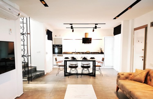 Konyaalti Villa | Villa for lease featuring a private pool in Serik Kadriye awz291