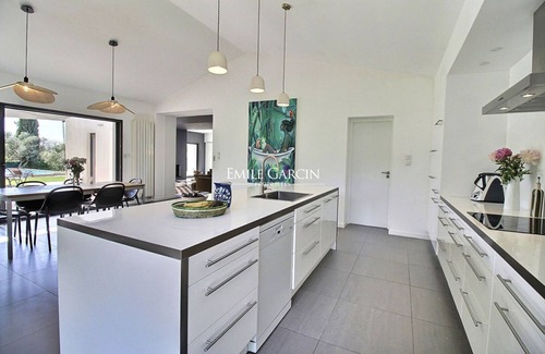Est Villa | Villa for rent in Aix En Provence