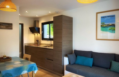 Lecci House | Villa Forana🏡Warm welcome 🧡 heated pool 🌞beach 5' away 🏖️