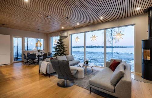 Rovaniemi Villa | Villa Forest -private location, sauna and jacuzzi