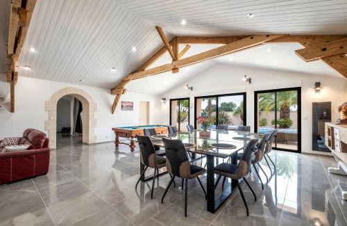 Saint Nazaire sur Charente House | Villa Boyard - Pour 10 avec piscine privée et jacuzzi