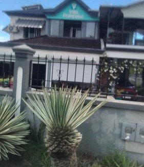 Camp Bestel Apartment | Villa FRANCOISE