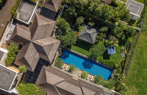 Kutuh Villa | Villa Frangipani- a luxury tropical lifestyle cliff top ocean view pool Villa❤️