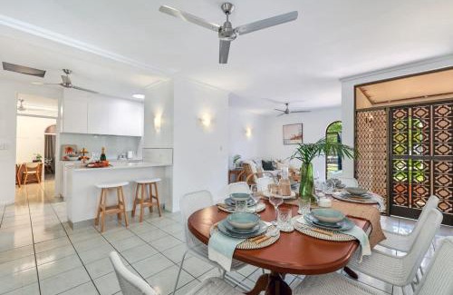 Larrakeyah House | Villa Frangipani on Zealandia - Old World Charm
