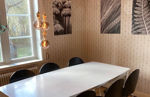 Saltsjo Boo House | Villa from the 1920s with a garden and nearby lake.
