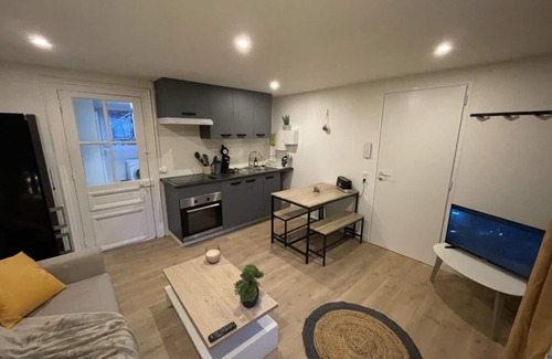Sauvagnon Apartment | Villa Gaby~ 2 Pers ~ Jardinet