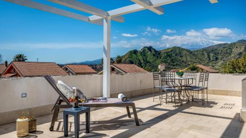 Trappitello Villa | VILLA GALLUS 6, Emma Villas