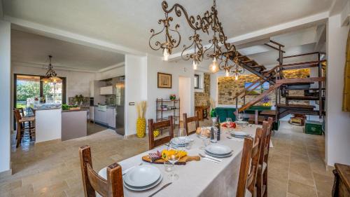 Trappitello Villa | VILLA GALLUS 6, Emma Villas