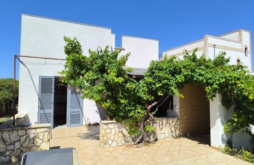 Favignana Villa | ViLLA GASPARE FRONTE MARE