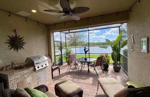 Naples Villa | Villa Gated community between Naples and Marco Island beaches near golf courses