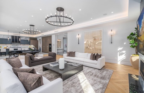 The Flats Villa | Villa Gemma by LuxJB 🏆 New Beverly Hills Flats Mansion 🏆 Steps from Rodeo Drive