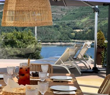 Cabril Villa | Villa Gerês Emblematico - Piscina & Jacuzzi